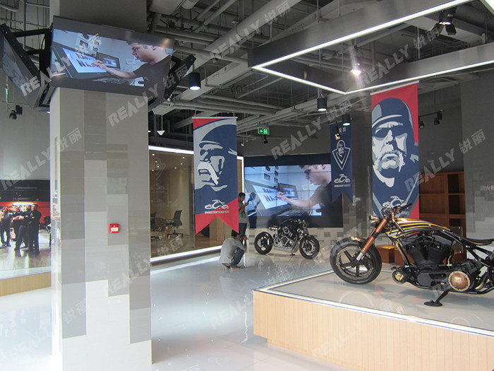 展厅 拼接屏.jpg